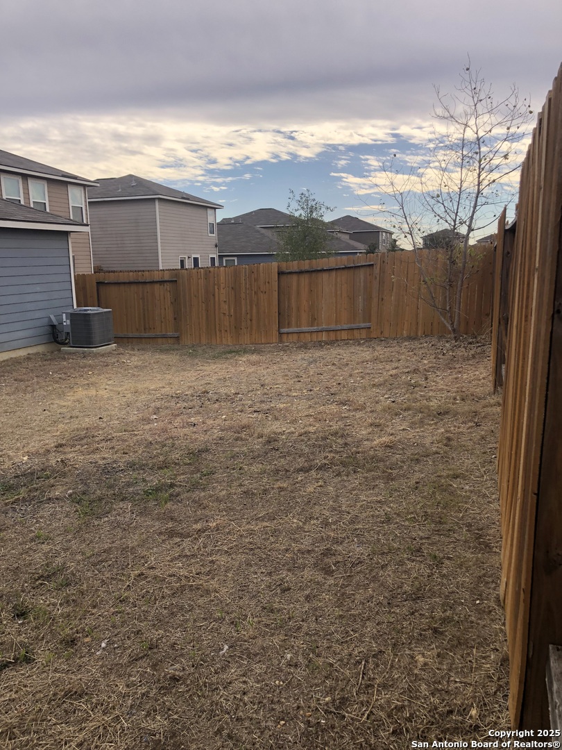 6515 E Fledgely Way San Antonio TX 78252