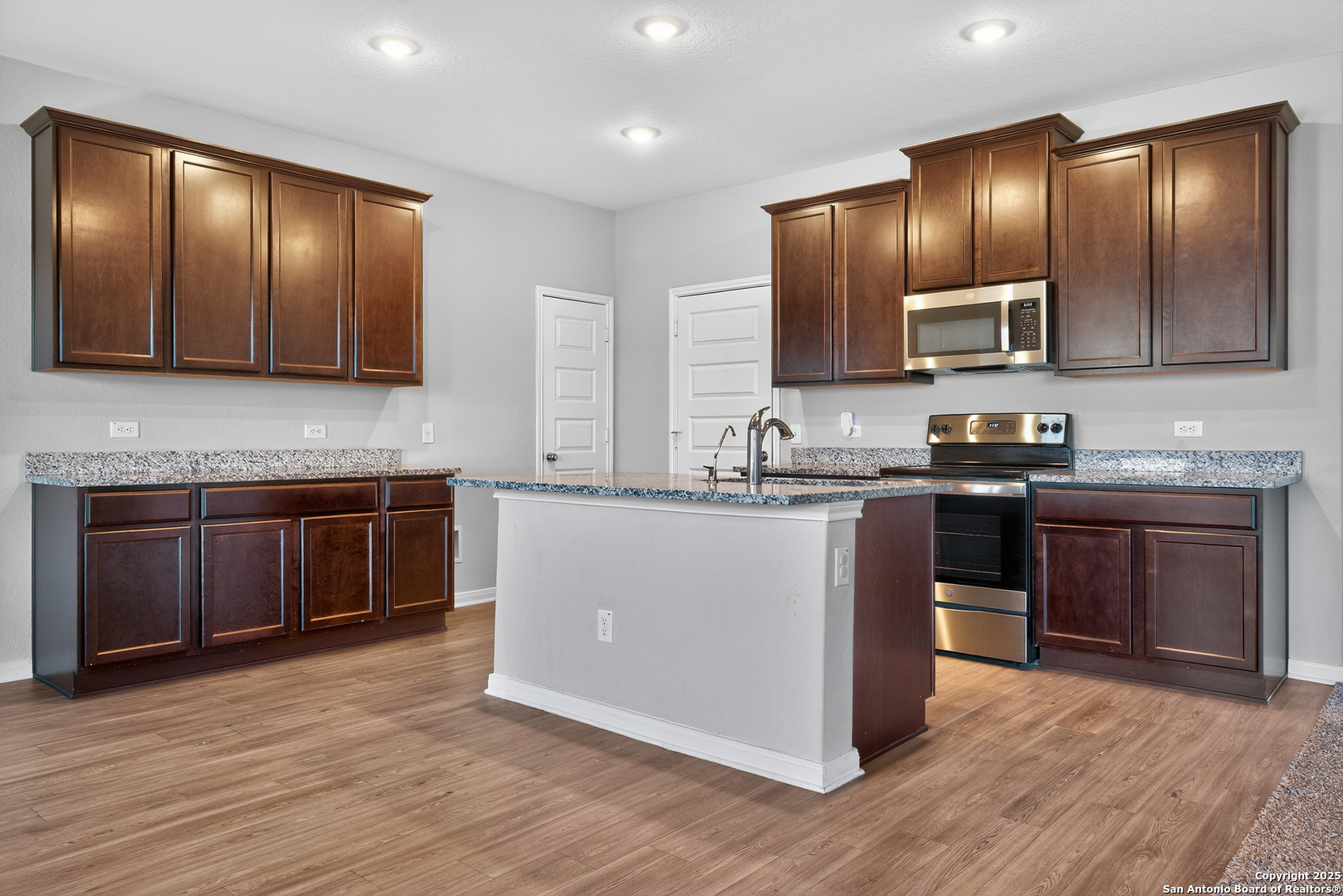 7811 Champion Creek San Antonio TX 78252