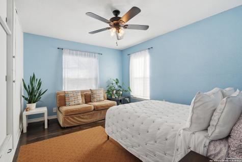 219 Karen Lane San Antonio TX 78209