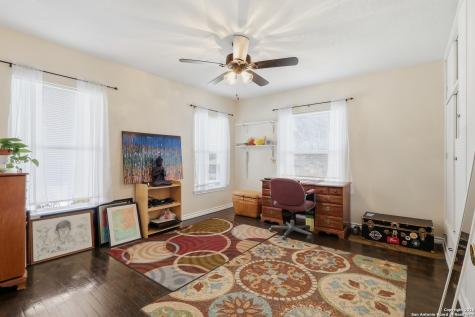 219 Karen Lane San Antonio TX 78209