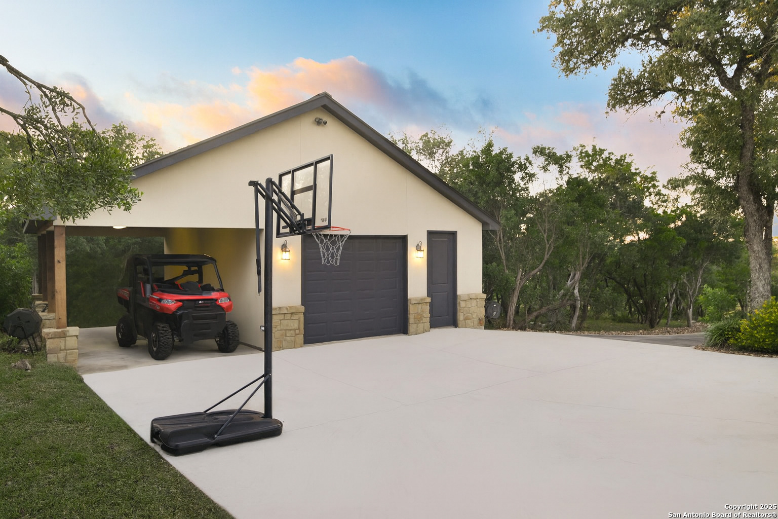 1362 Private Road 3702 San Antonio TX 78253
