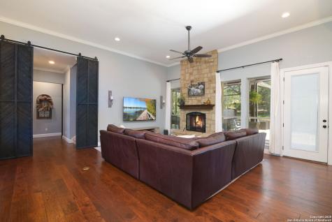 1362 Private Road 3702 San Antonio TX 78253