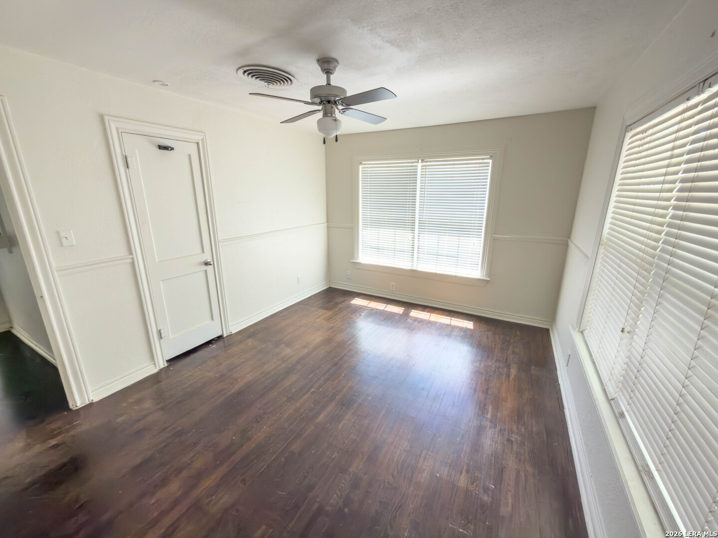 206 N 5th Street Uvalde TX 78801