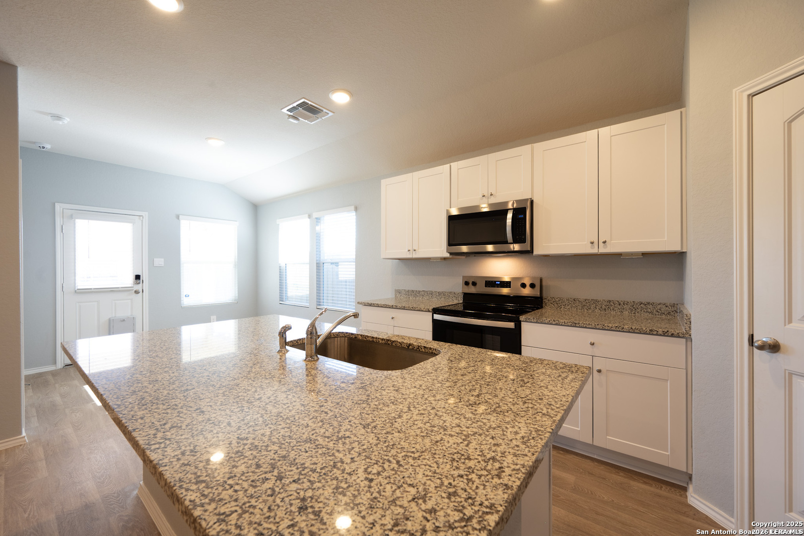556 Chaco Loop Seguin TX 78155