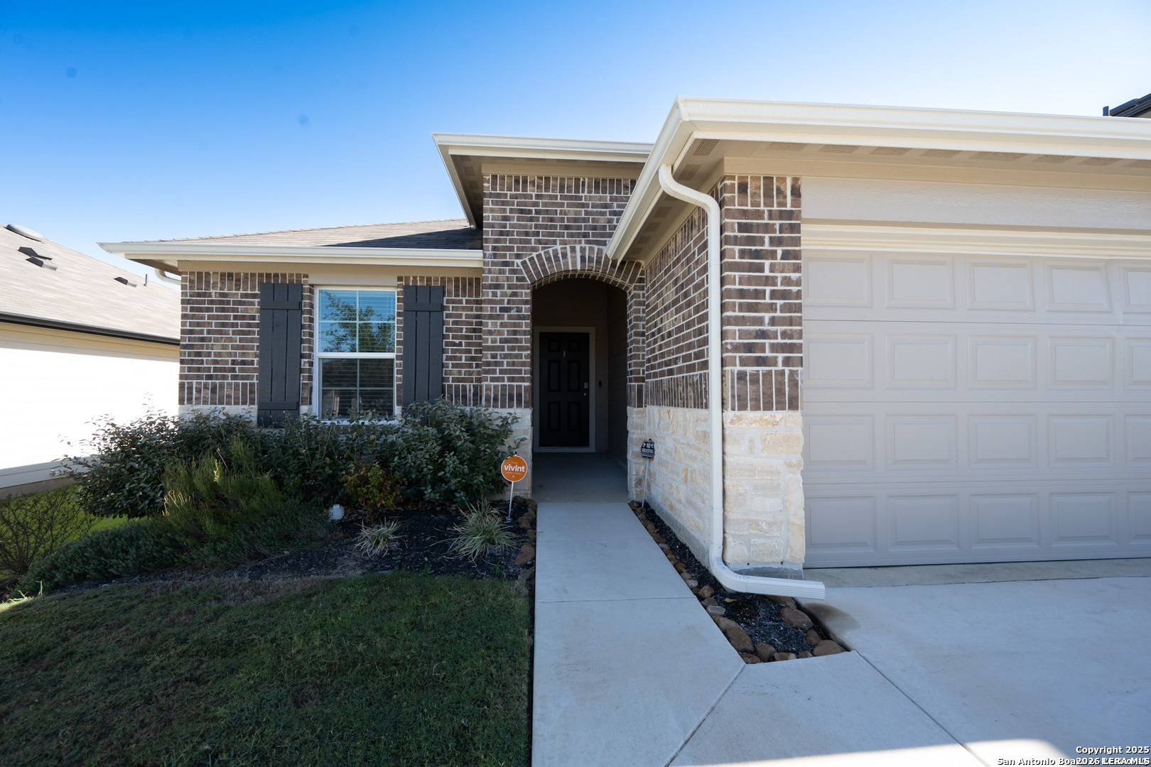 556 Chaco Loop Seguin TX 78155