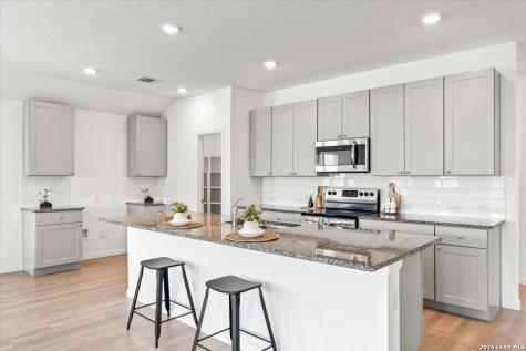 2708 Coral Valley Seguin TX 78155