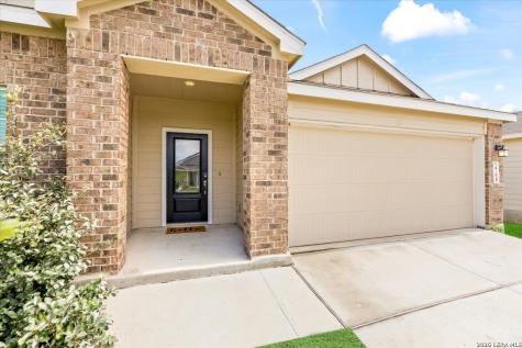 2708 Coral Valley Seguin TX 78155