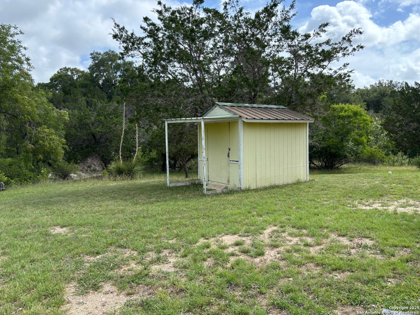 952 Madrona Road Pipe Creek TX 78063