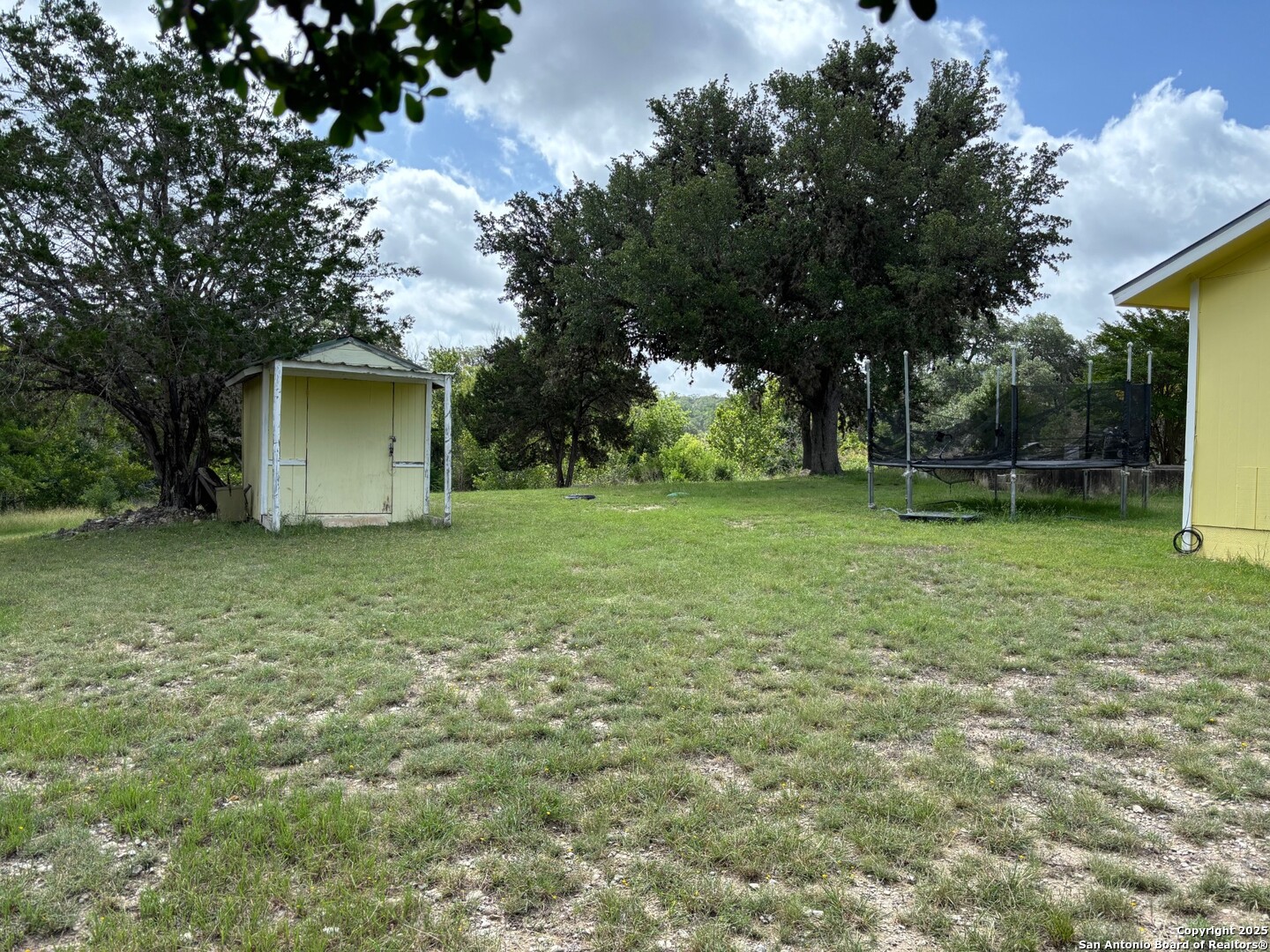 952 Madrona Road Pipe Creek TX 78063