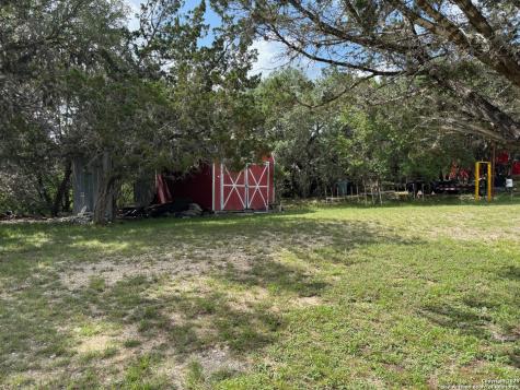 952 Madrona Road Pipe Creek TX 78063