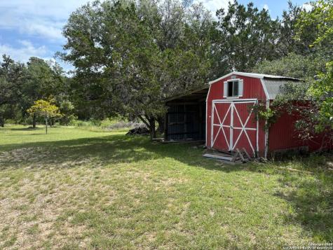 952 Madrona Road Pipe Creek TX 78063