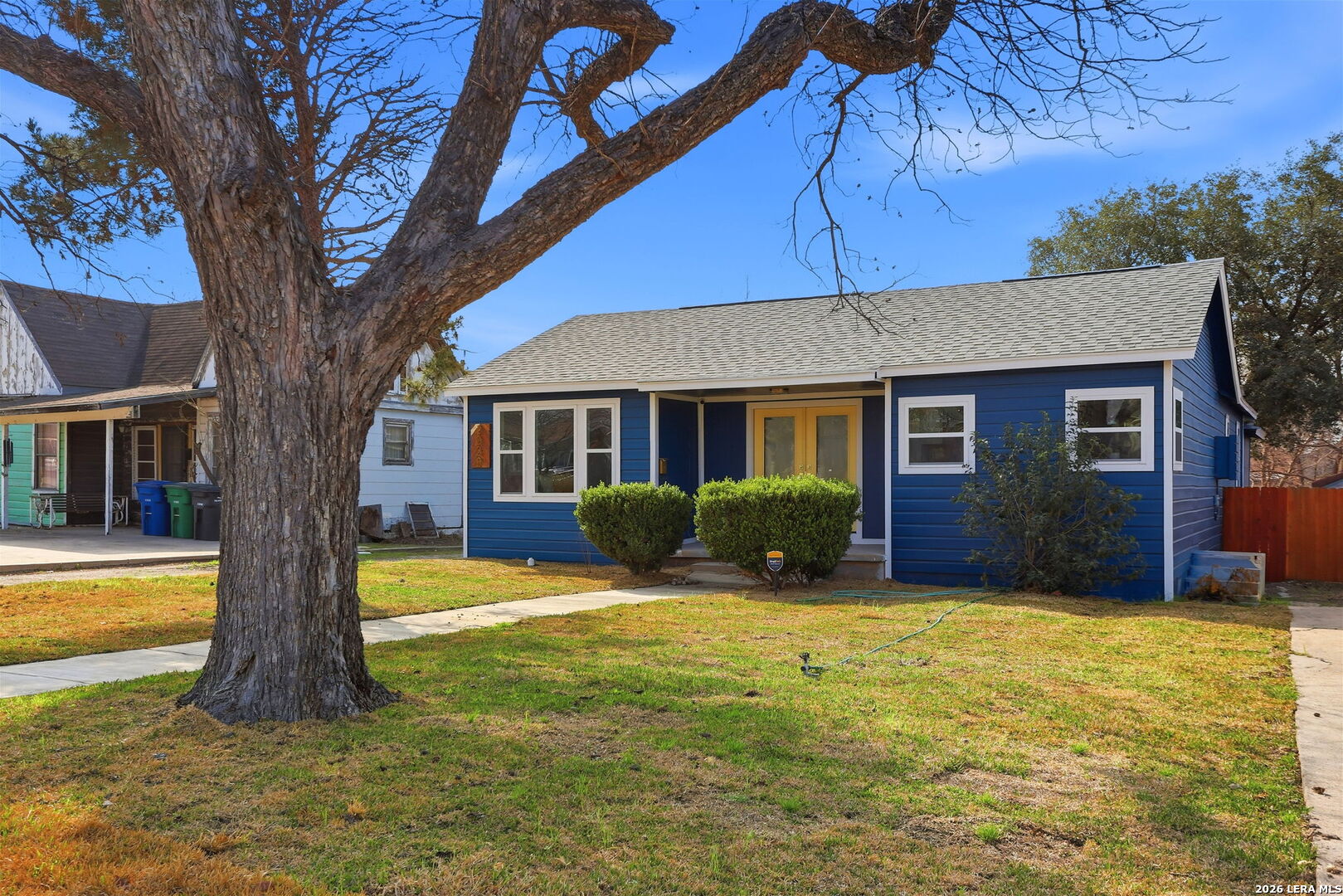 2038 W Woodlawn San Antonio TX 78201