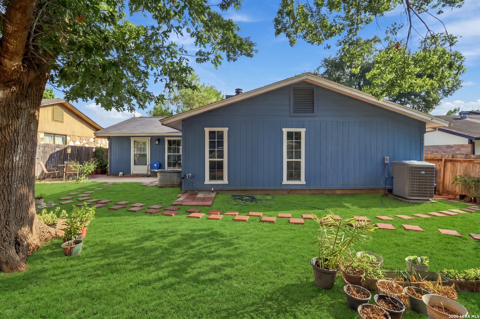 6647 Country Field Drive San Antonio TX 78240