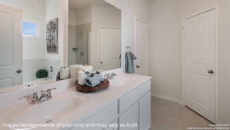 5618 Bailey Downs San Antonio TX 78245