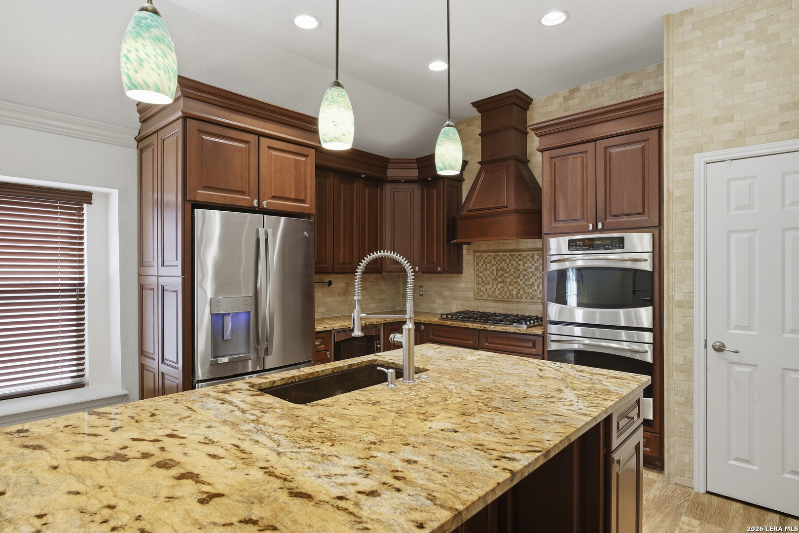 6127 Oakwood Trail San Antonio TX 78249