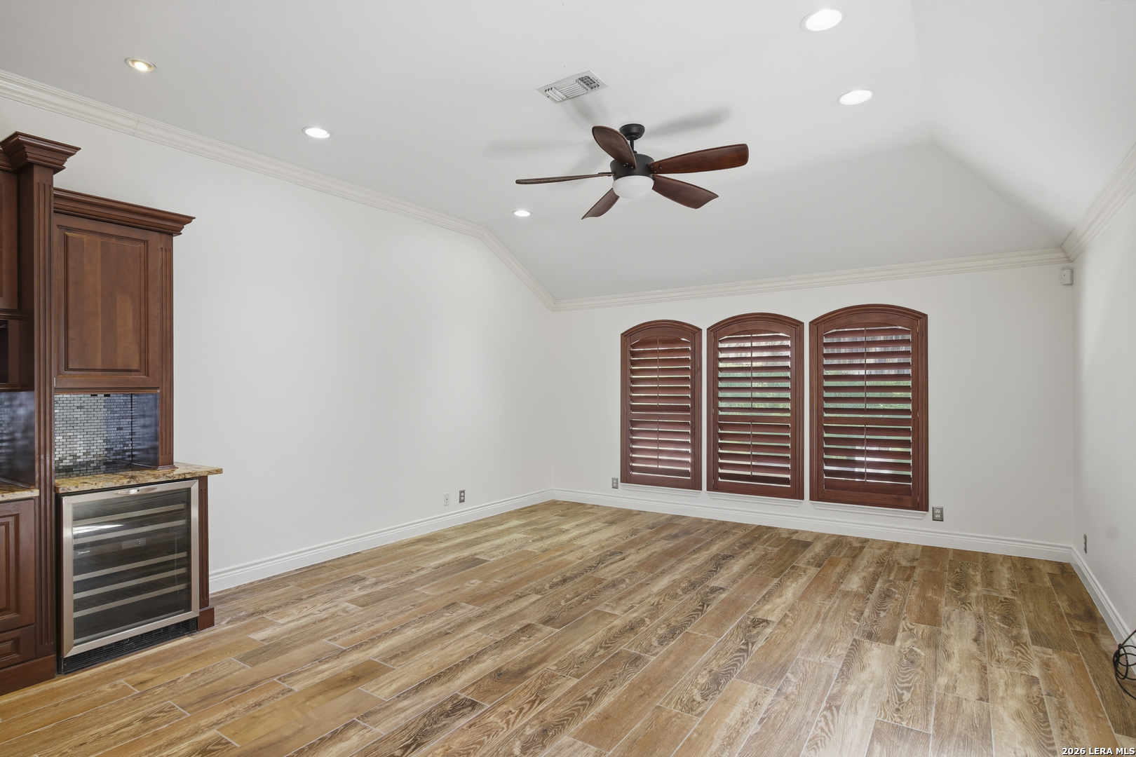 6127 Oakwood Trail San Antonio TX 78249