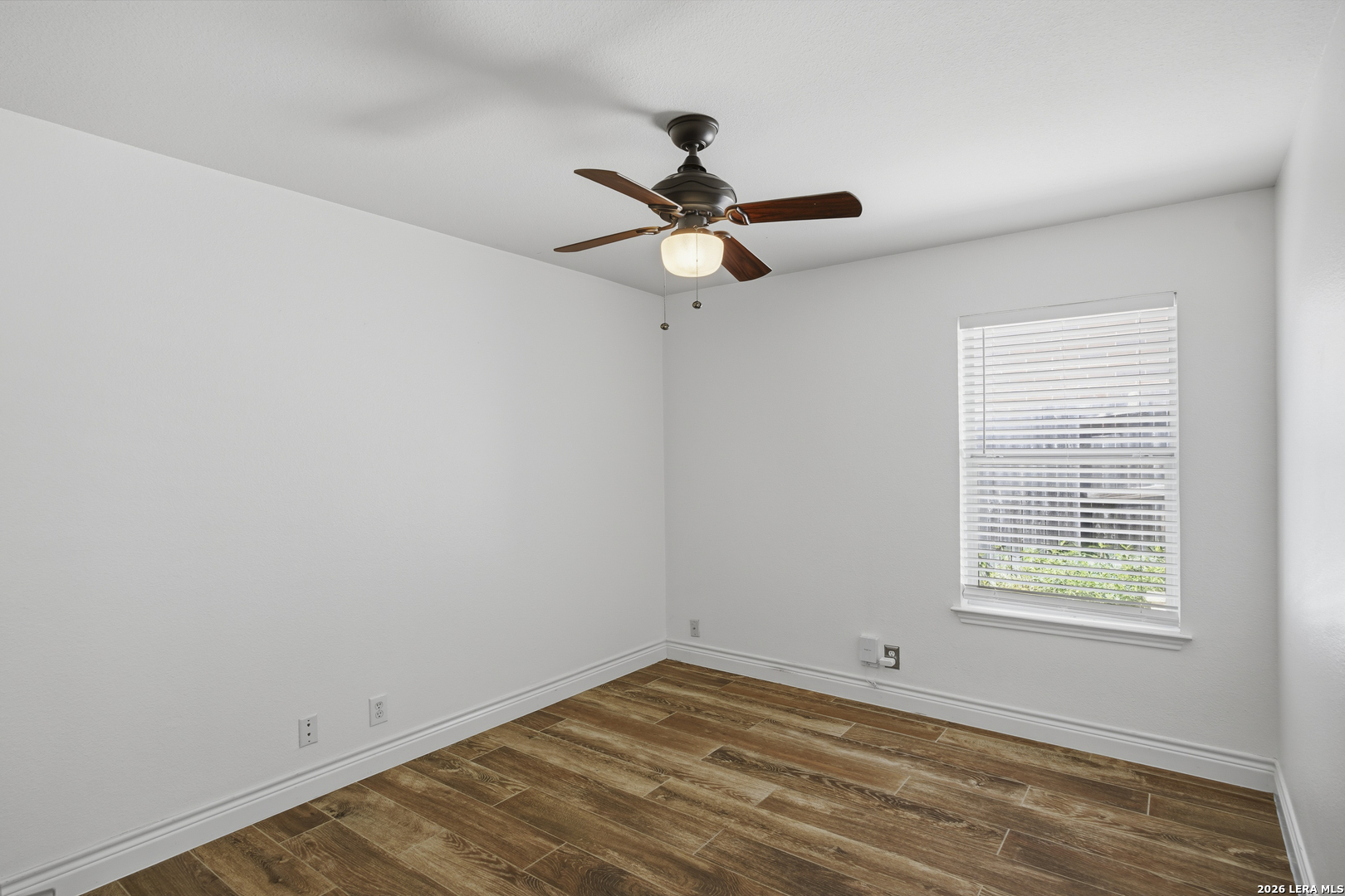 6127 Oakwood Trail San Antonio TX 78249