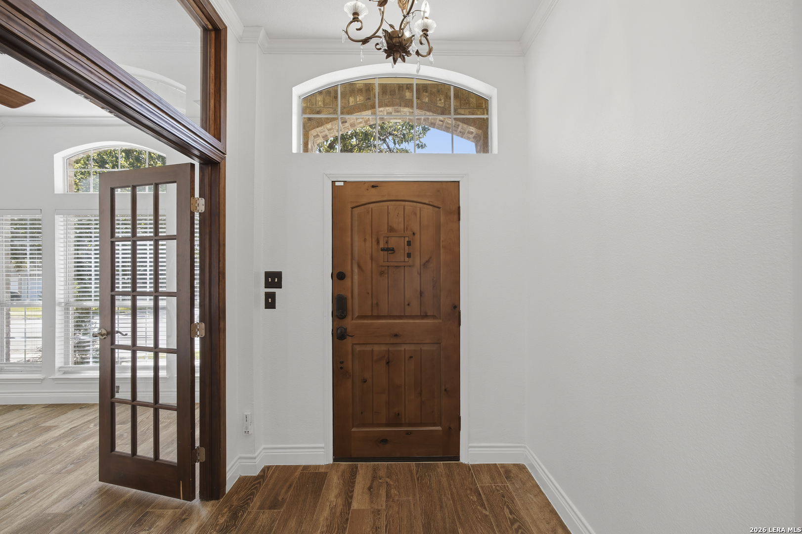 6127 Oakwood Trail San Antonio TX 78249