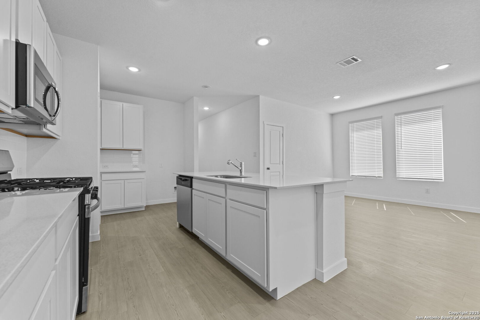 1221 Twisted Creek New Braunfels TX 78130