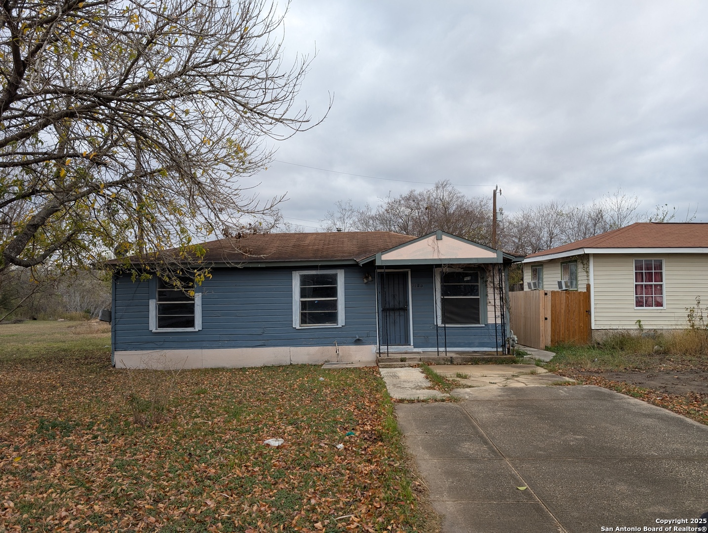 1123 Hilton Avenue San Antonio TX 78221