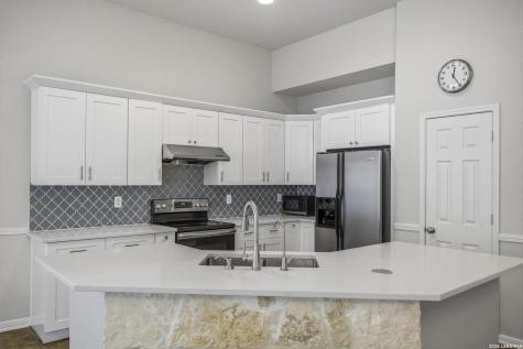 8214 Sabinoso Drive Helotes TX 78023