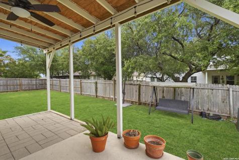 8214 Sabinoso Drive Helotes TX 78023