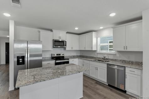 4056 Bermuda Lane Seguin TX 78155
