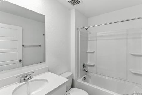 4056 Bermuda Lane Seguin TX 78155