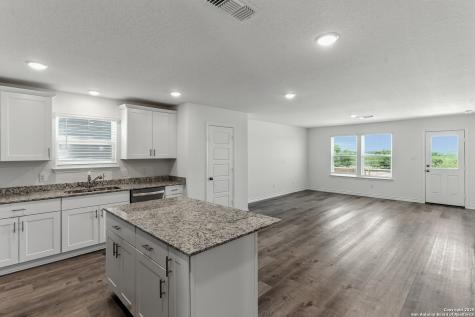 4056 Bermuda Lane Seguin TX 78155