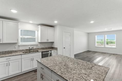 4056 Bermuda Lane Seguin TX 78155