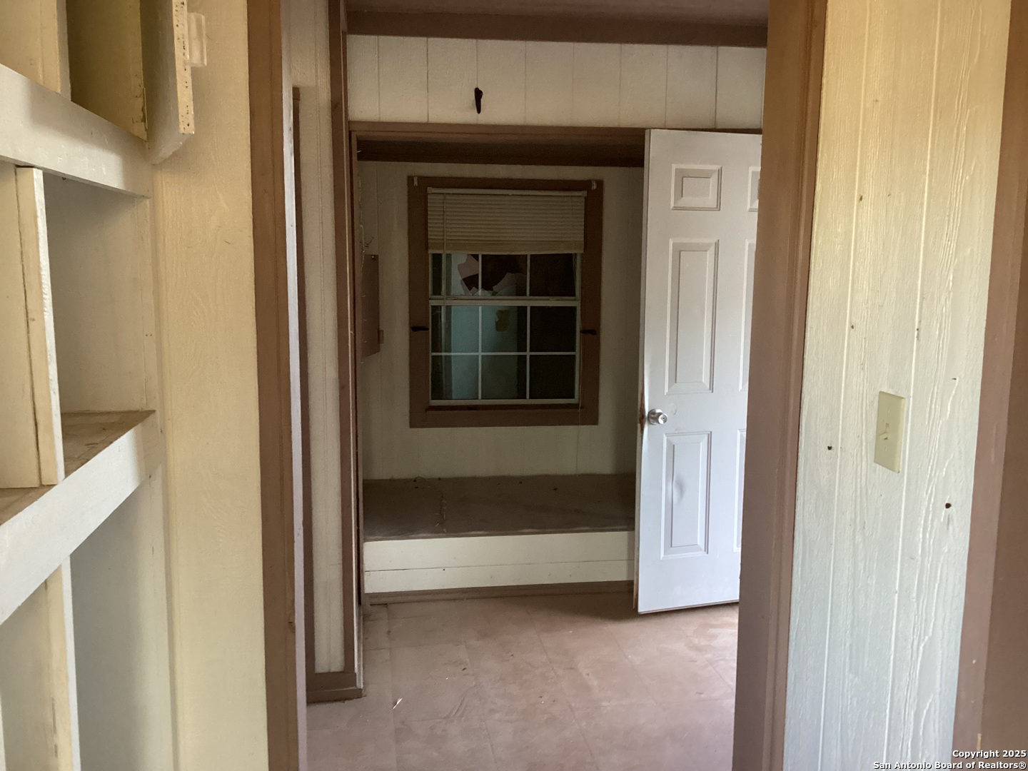 52 Beach Shore Bandera TX 78003