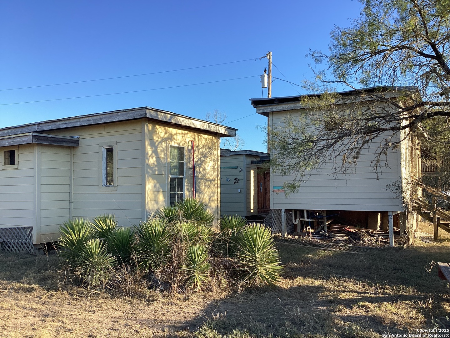 52 Beach Shore Bandera TX 78003