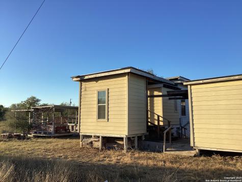 52 Beach Shore Bandera TX 78003