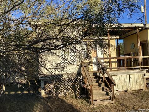 52 Beach Shore Bandera TX 78003