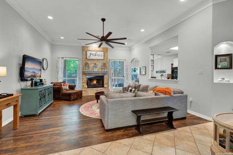 1159 Cherry Hill New Braunfels TX 78130