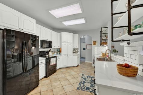 1159 Cherry Hill New Braunfels TX 78130