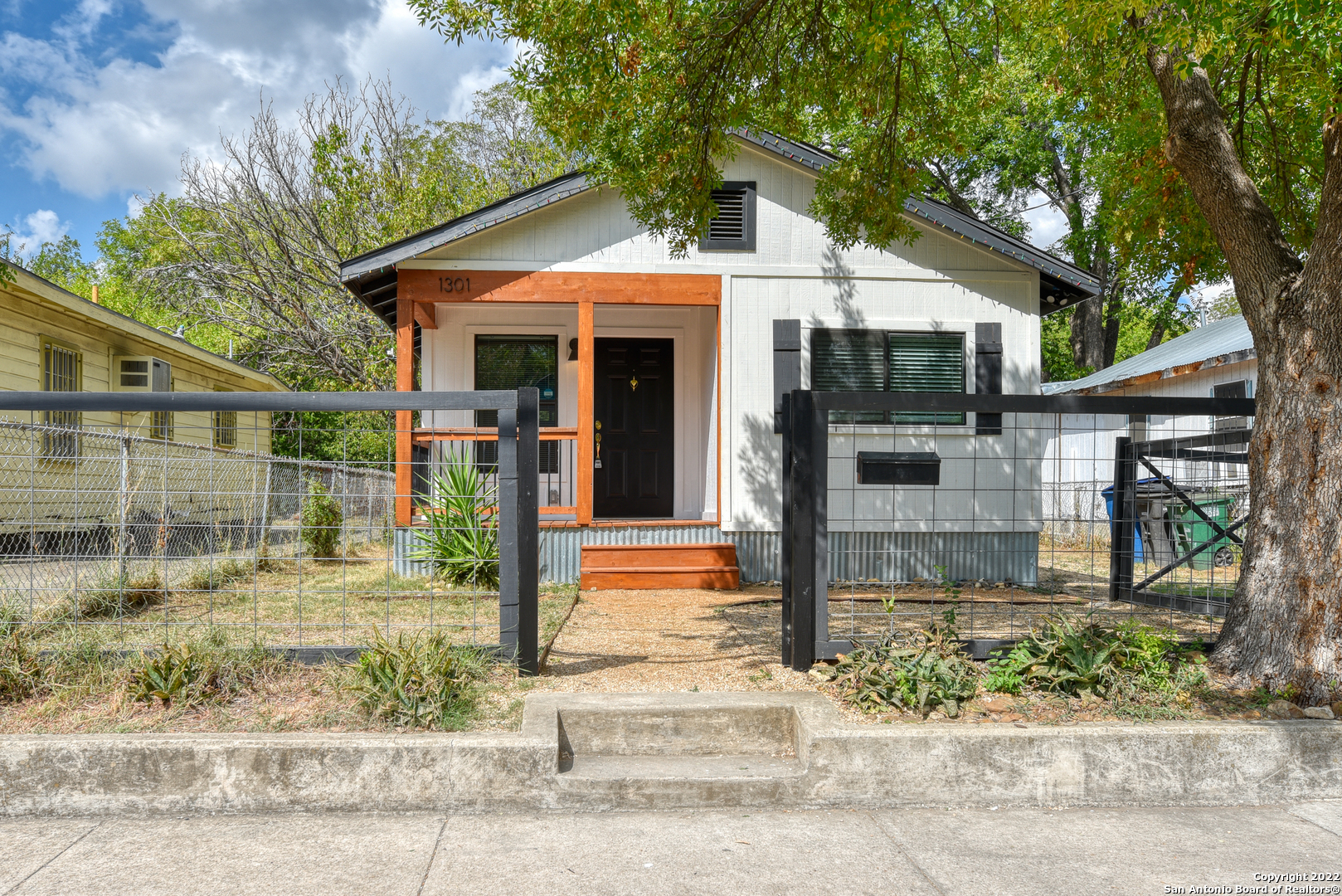 1301 SW 19th Street San Antonio TX 78207