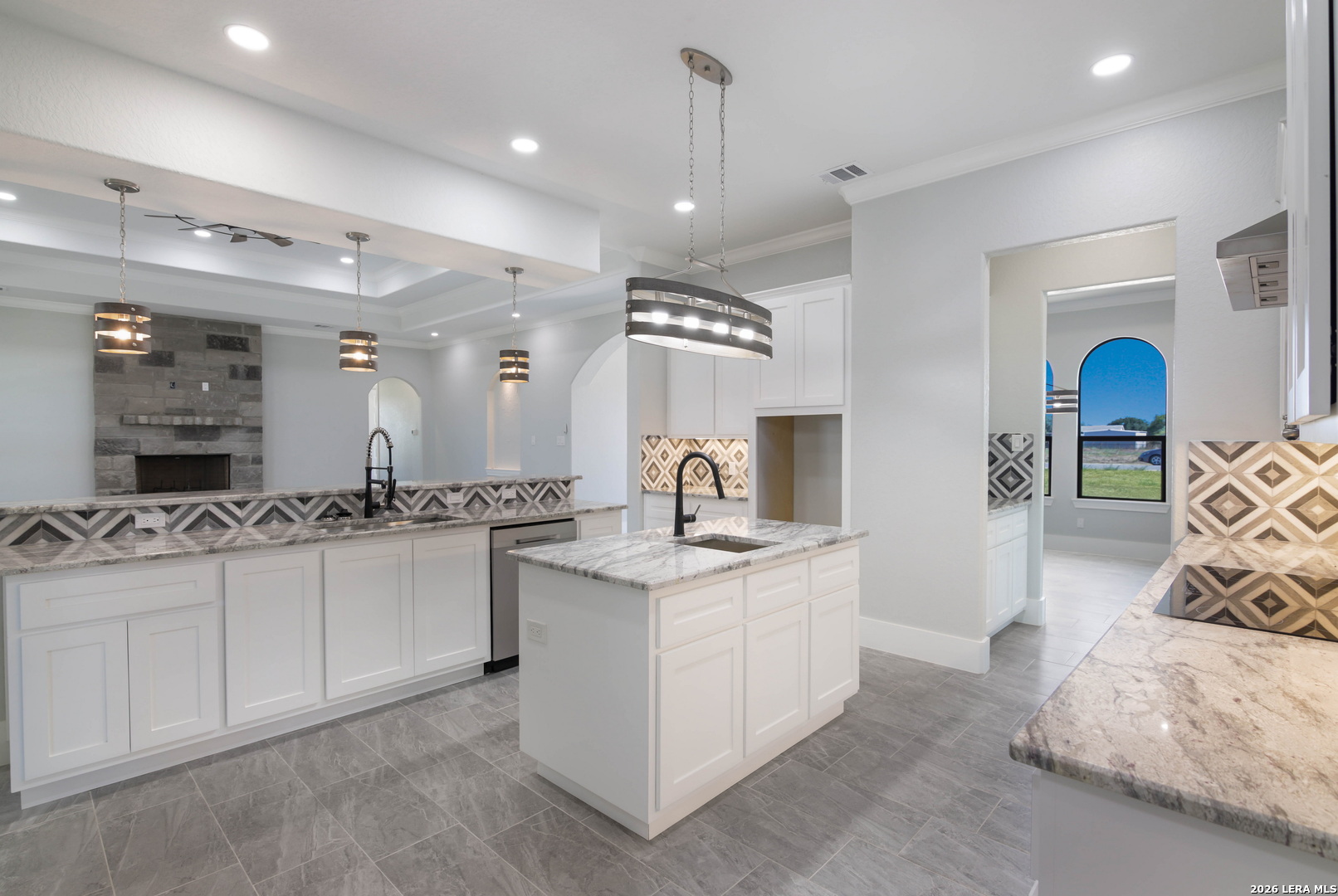 252 Venado Oaks Castroville TX 78009