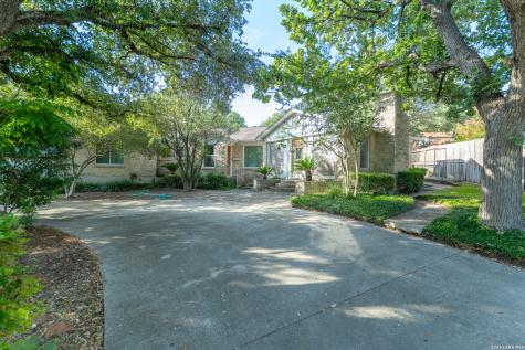 112 Tuttle Road Terrell Hills TX 78209