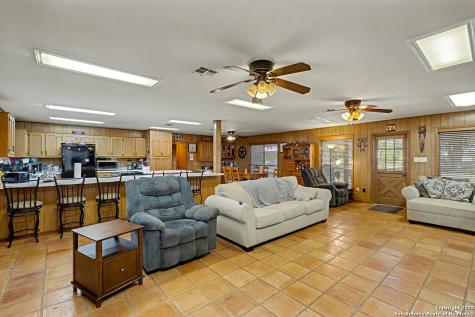 307 Us Highway 87 Stockdale TX 78160