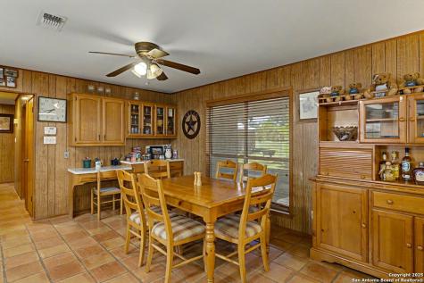307 Us Highway 87 Stockdale TX 78160