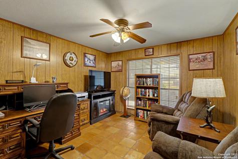 307 Us Highway 87 Stockdale TX 78160