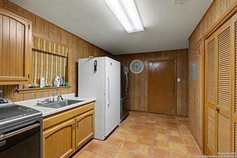 307 Us Highway 87 Stockdale TX 78160