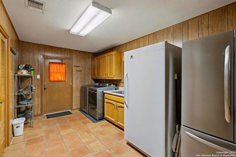307 Us Highway 87 Stockdale TX 78160