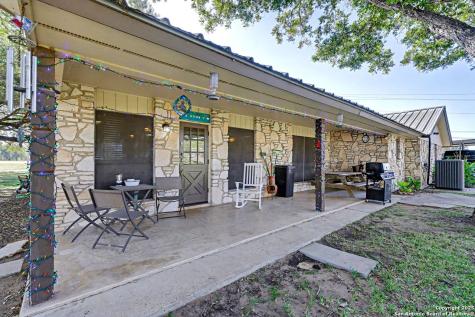 307 Us Highway 87 Stockdale TX 78160