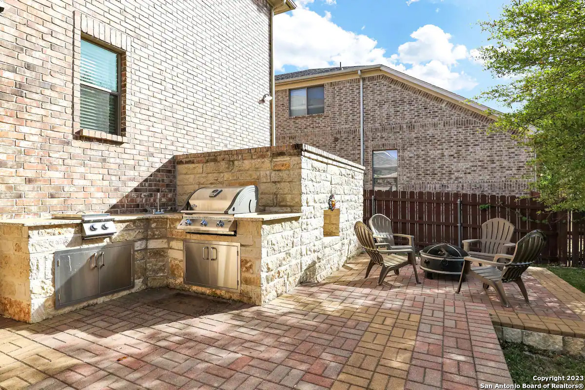 2911 Zurich San Antonio TX 78230