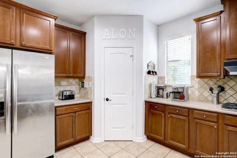 2911 Zurich San Antonio TX 78230