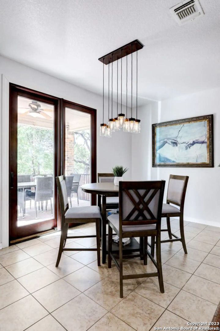 2911 Zurich San Antonio TX 78230