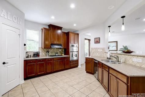 2911 Zurich San Antonio TX 78230