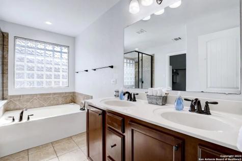 2911 Zurich San Antonio TX 78230